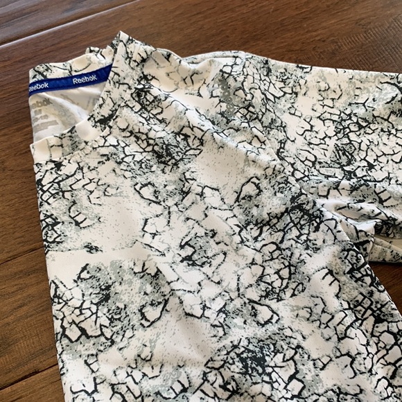 Boys Reebok Tee - Picture 5 of 5